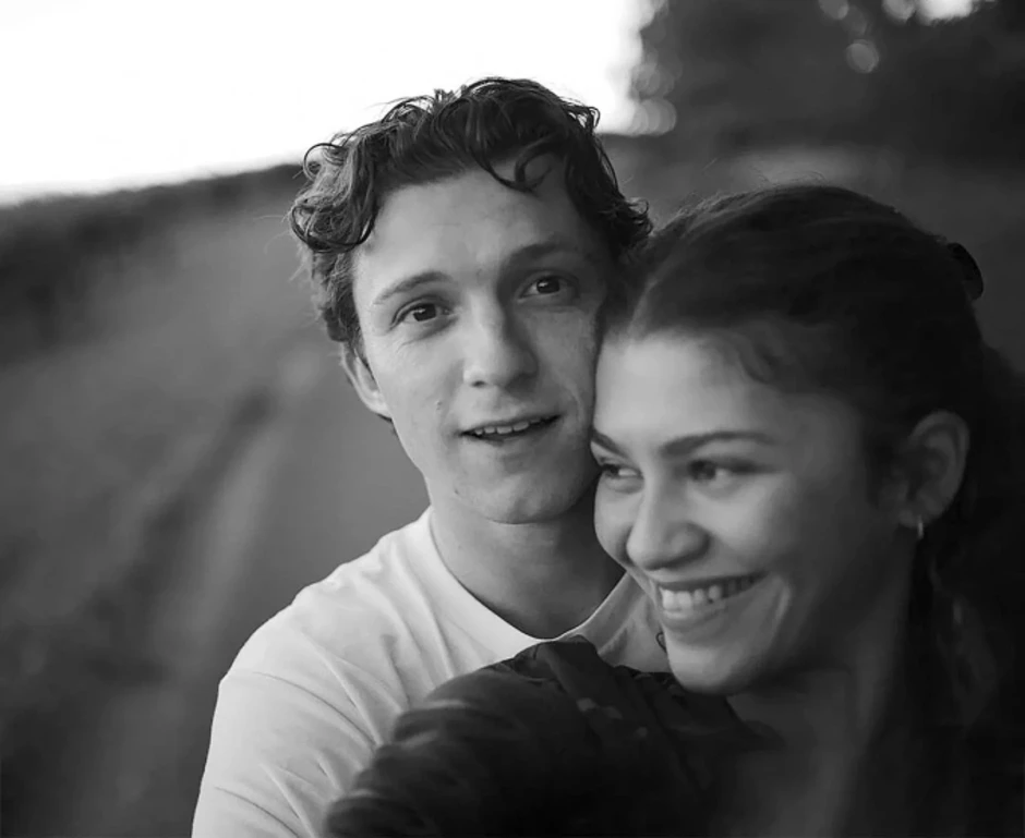 'Người nhện' Tom Holland và Zendaya cưới