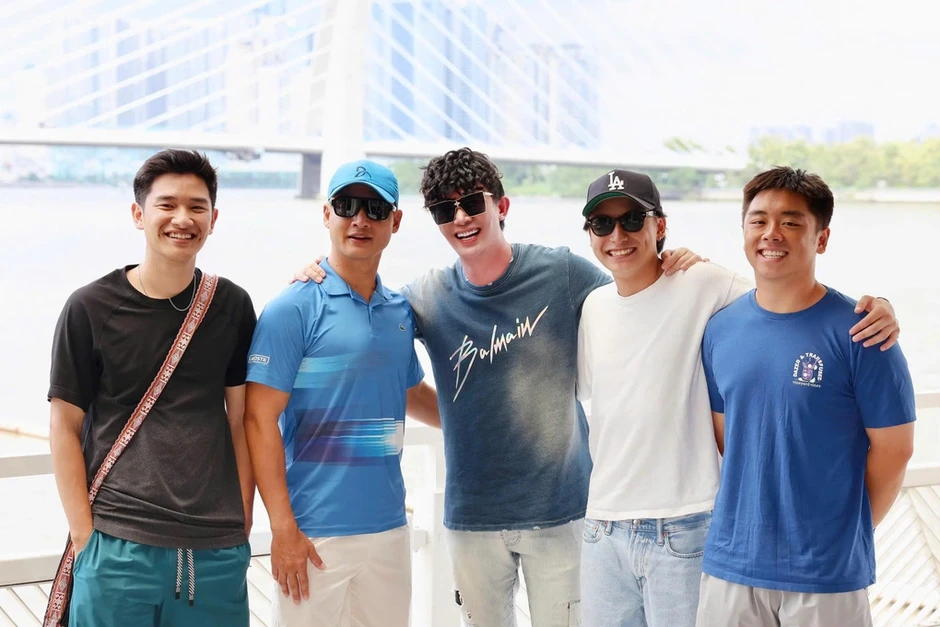 Nhóm Tam ca Áo trắng hội ngộ bạn bè Nhóm Tam ca Áo trắng hội ngộ bạn bè