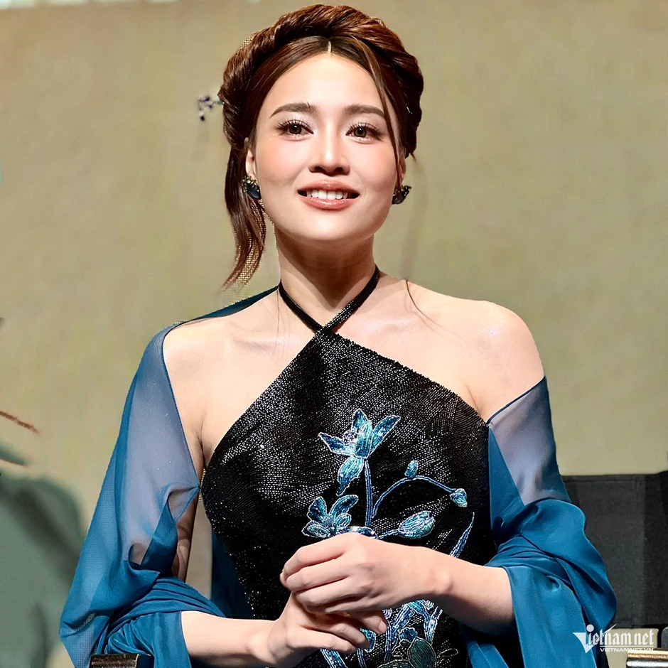 Ninh Dương Lan Ngọc 'cưa sừng' 10 tuổi đóng phim cùng Chi Pu, Kỳ Duyên Ninh Dương Lan Ngọc 'cưa sừng' 10 tuổi đóng phim cùng Chi Pu, Kỳ Duyên