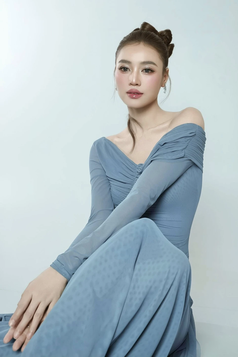 Ninh Dương Lan Ngọc: U40 vẫn đẹp bất chấp thời gian, ở biệt thự khu giàu nhất TP.HCM Ninh Dương Lan Ngọc: U40 vẫn đẹp bất chấp thời gian, ở biệt thự khu giàu nhất TP.HCM
