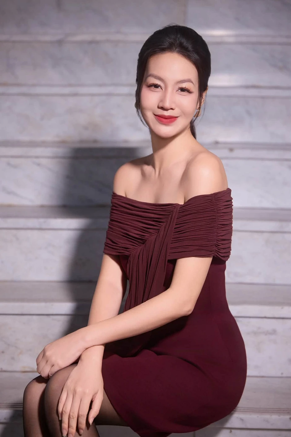 NSND Mỹ Uyên cô đơn giữa đêm, ca sĩ Hòa Minzy đón tin vui NSND Mỹ Uyên cô đơn giữa đêm, ca sĩ Hòa Minzy đón tin vui