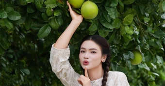 NSND Phạm Phương Thảo làm duyên trong vườn bưởi, Sơn Tuyền U70 chăm chạy bộ