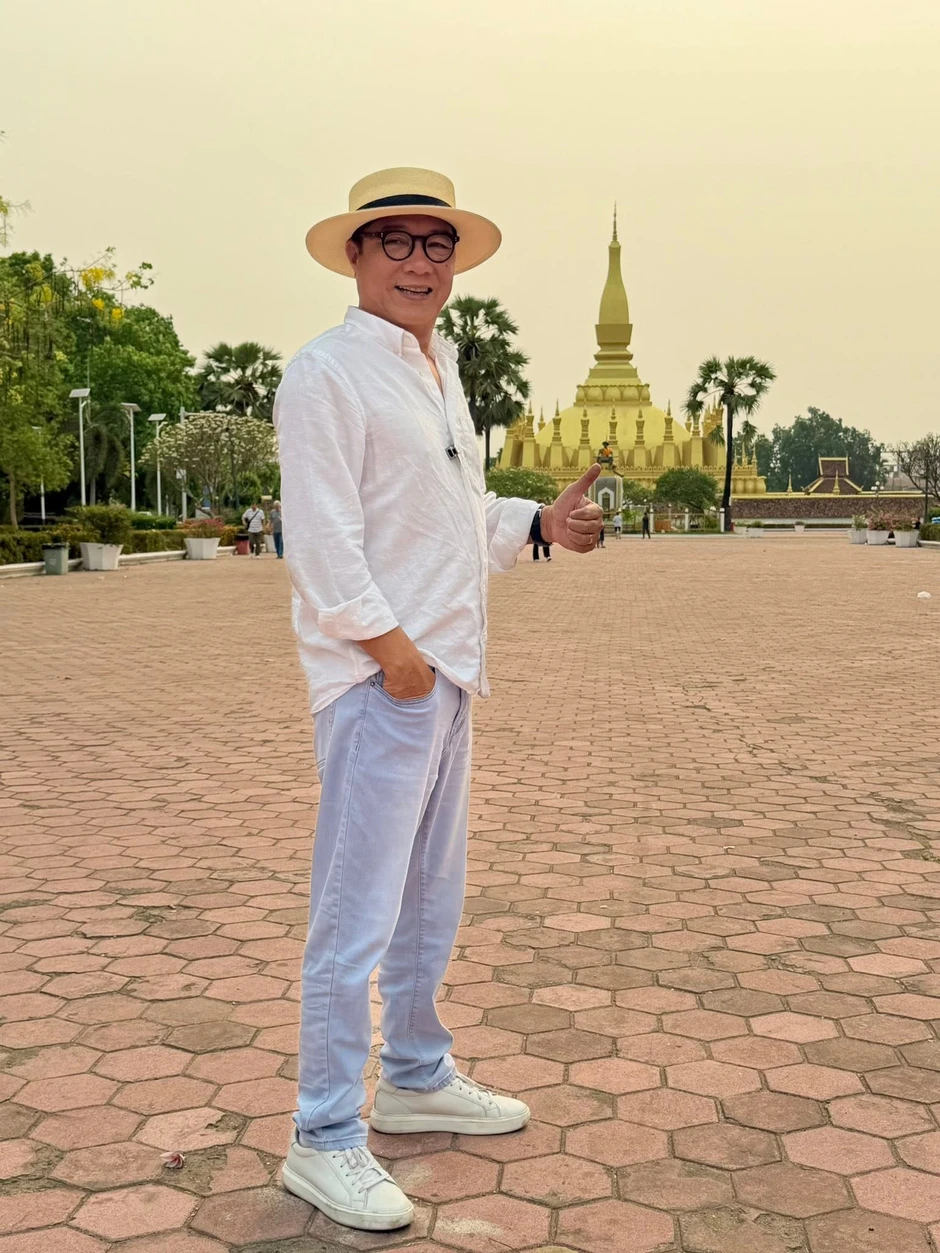 NSND Trọng Trinh tuổi 70 vẫn trẻ khoẻ, bị vợ kém 16 tuổi phàn nàn và cháu nội nhầm tên NSND Trọng Trinh tuổi 70 vẫn trẻ khoẻ, bị vợ kém 16 tuổi phàn nàn và cháu nội nhầm tên