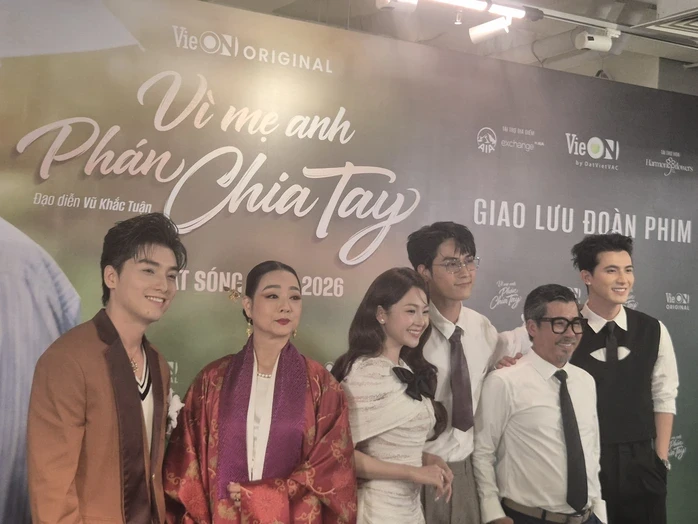NSƯT Mỹ Duyên: "Hoang mang, sợ bị cười khi làm thầy bói!" NSƯT Mỹ Duyên: "Hoang mang, sợ bị cười khi làm thầy bói!"