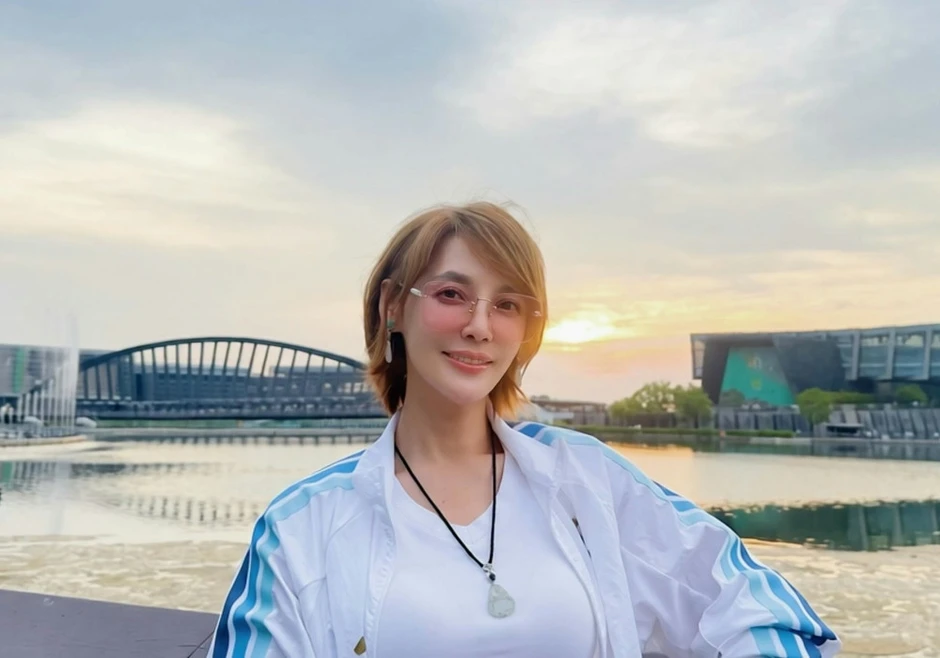 Nữ diễn viên bị chồng cũ đánh nhập viện, phải báo cảnh sát là ai? Nữ diễn viên bị chồng cũ đánh nhập viện, phải báo cảnh sát là ai?
