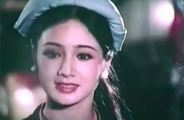'Nữ hoàng ảnh lịch' NSND Thu Hà và chuyện cát-sê khó tin thuở mới vào nghề