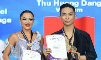 Phan Hiển, Thu Hương lập hat-trick tại giải vô địch Đông Nam Á