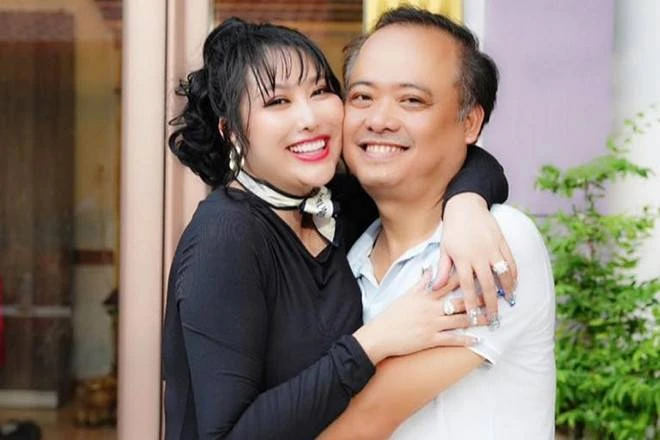 Phi Thanh Vân được đại gia yêu say đắm: "Phụ nữ không cần quá cầu kỳ" Phi Thanh Vân được đại gia yêu say đắm: "Phụ nữ không cần quá cầu kỳ"