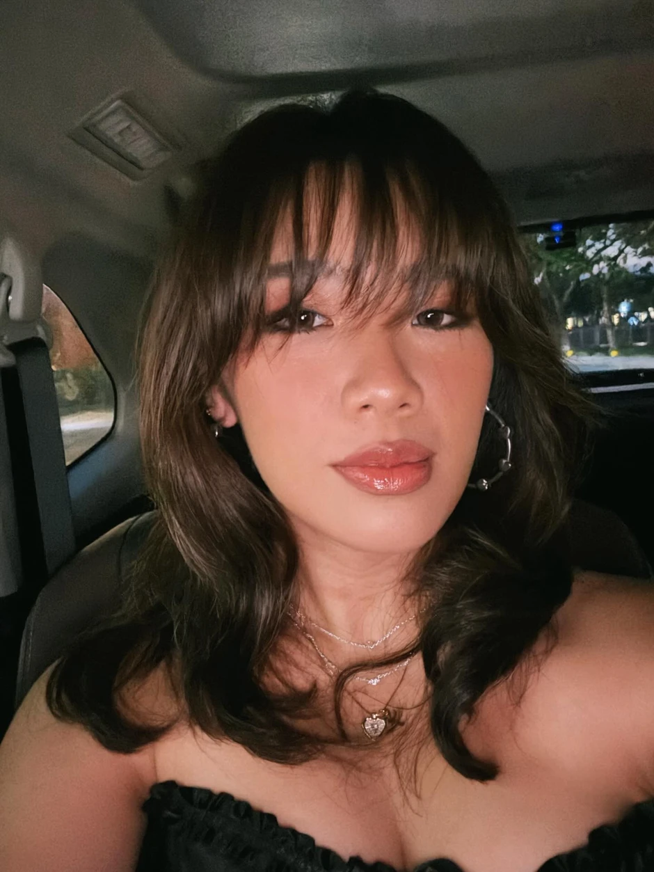 Phó giáo sư Tân Nhàn gợi cảm chơi đàn, ca sĩ Hòa Minzy ngày càng nhuận sắc Phó giáo sư Tân Nhàn gợi cảm chơi đàn, ca sĩ Hòa Minzy ngày càng nhuận sắc