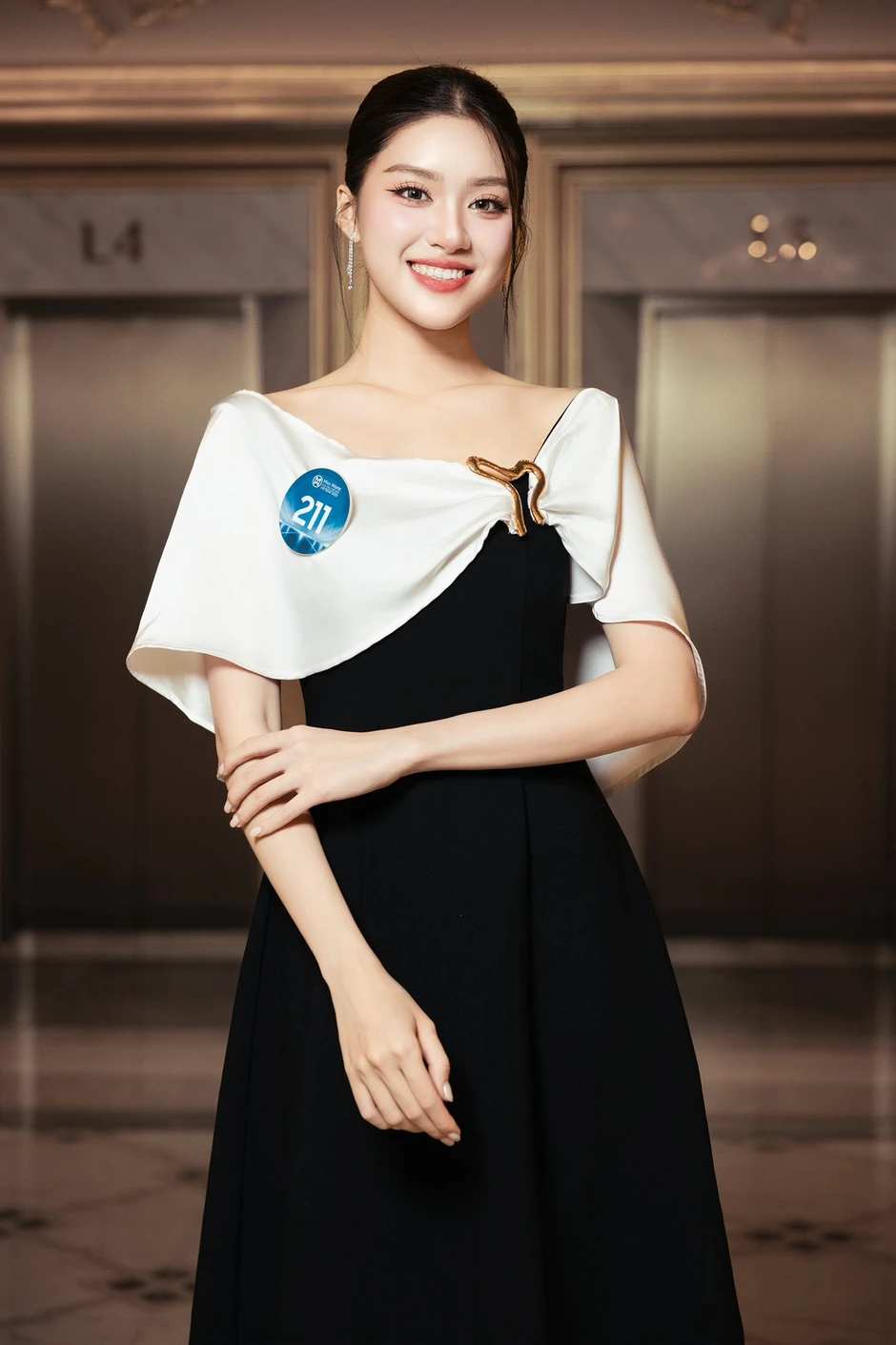 Phương Oanh - Tân Miss World Vietnam là ai? Phương Oanh - Tân Miss World Vietnam là ai?
