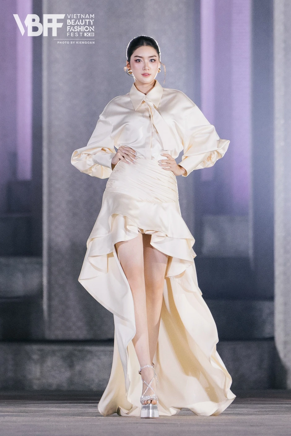 Phương Oanh - Tân Miss World Vietnam là ai? Phương Oanh - Tân Miss World Vietnam là ai?