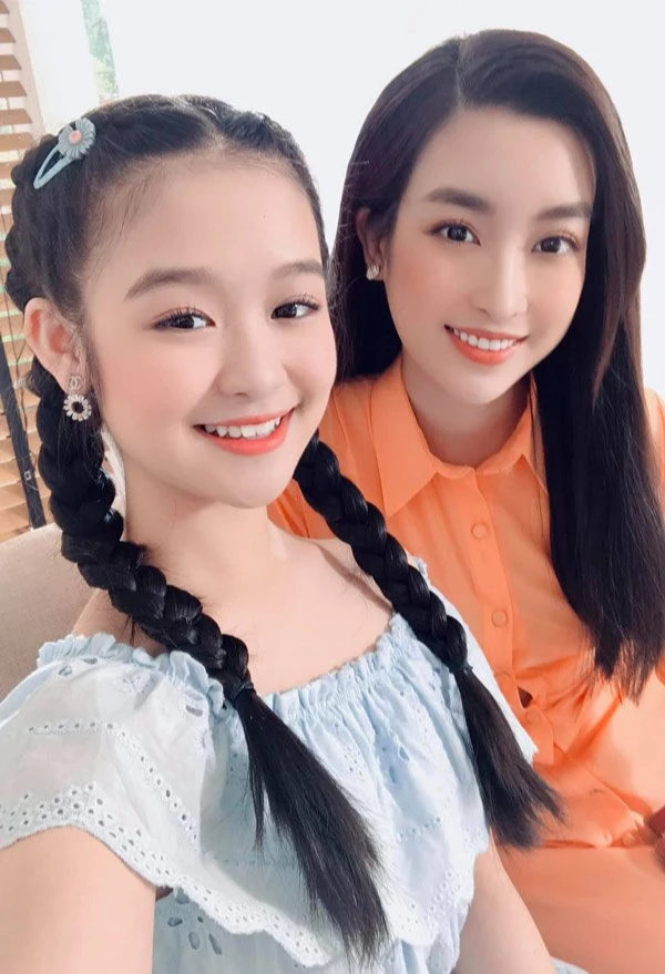 Sao nhí đẹp như Hoa hậu nhưng bị gọi là "em bé đáng ghét nhất màn ảnh", càng đanh đá lại càng hot Sao nhí đẹp như Hoa hậu nhưng bị gọi là "em bé đáng ghét nhất màn ảnh", càng đanh đá lại càng hot