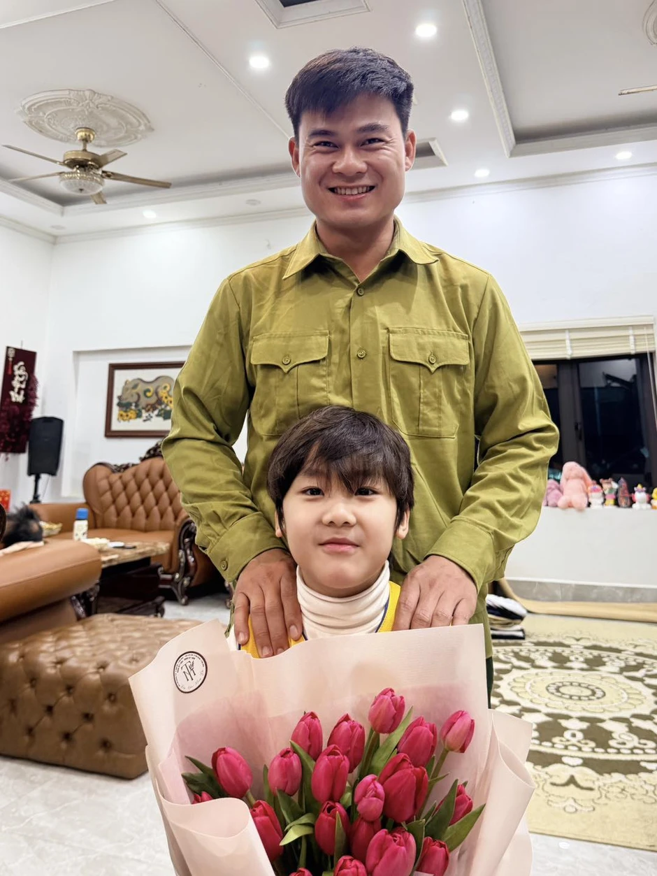 Sao Vbiz rộn ràng 8/3: Hoàng Dũng đã kết hôn từ 6 năm trước, Hòa Minzy - Lệ Quyên quá viên mãn! Sao Vbiz rộn ràng 8/3: Hoàng Dũng đã kết hôn từ 6 năm trước, Hòa Minzy - Lệ Quyên quá viên mãn!