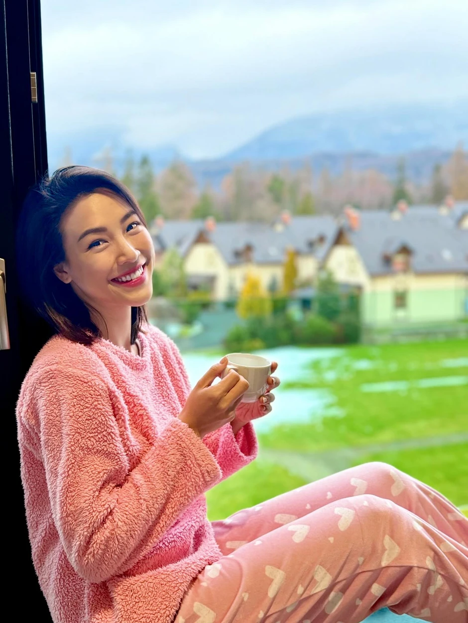 Sao Vbiz rộn ràng 8/3: Hoàng Dũng đã kết hôn từ 6 năm trước, Hòa Minzy - Lệ Quyên quá viên mãn! Sao Vbiz rộn ràng 8/3: Hoàng Dũng đã kết hôn từ 6 năm trước, Hòa Minzy - Lệ Quyên quá viên mãn!
