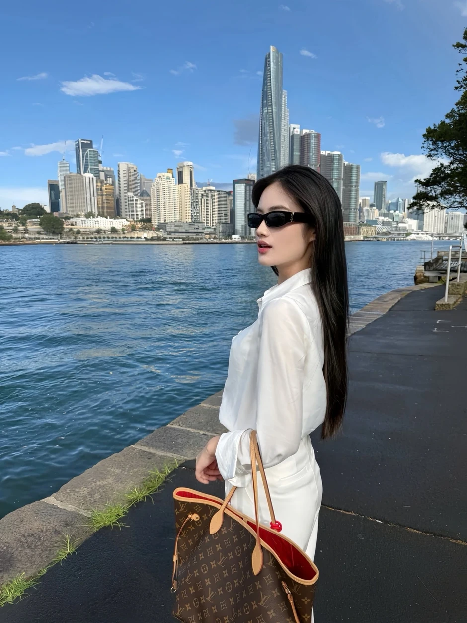 Sao Việt 11/4: Kaity Nguyễn đón sinh nhật tuổi 27