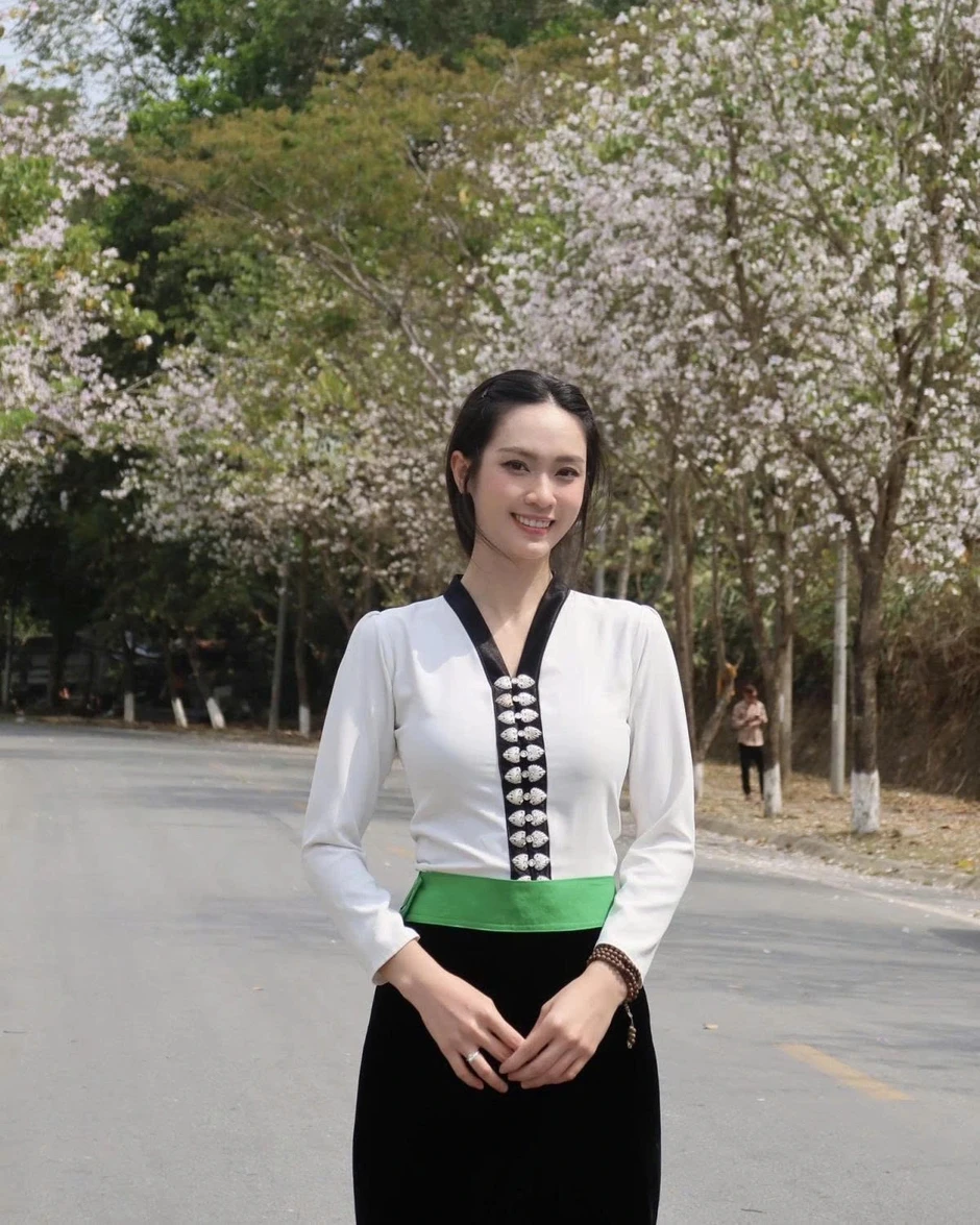 Sao Việt 13/3: Quốc Trường lên tiếng về ảnh cưới với Ngọc Trinh Sao Việt 13/3: Quốc Trường lên tiếng về ảnh cưới với Ngọc Trinh