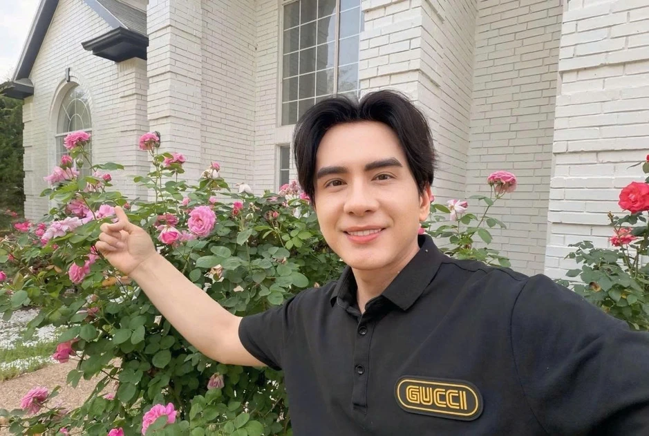 Sao Việt 13/4: Tăng Duy Tân đăng ảnh đi du lịch cùng Bích Phương Sao Việt 13/4: Tăng Duy Tân đăng ảnh đi du lịch cùng Bích Phương