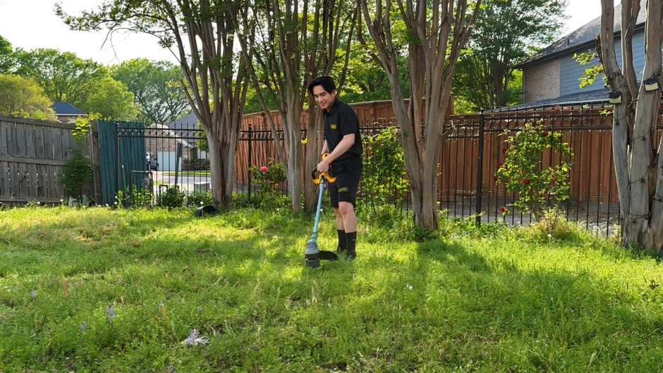 Sao Việt 14/4: Văn Mai Hương khoe body bốc lửa, visual gây bão mạng xã hội