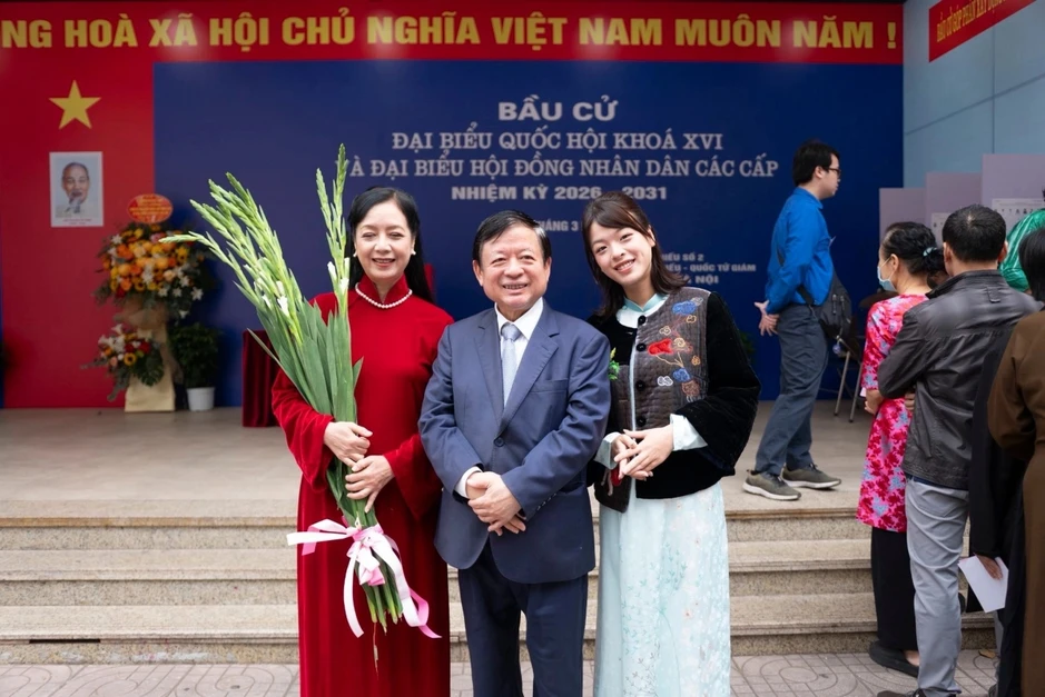 Sao Việt 17/3: Ảnh cưới chưa từng được công bố của Hoa hậu Đỗ Hà Sao Việt 17/3: Ảnh cưới chưa từng được công bố của Hoa hậu Đỗ Hà