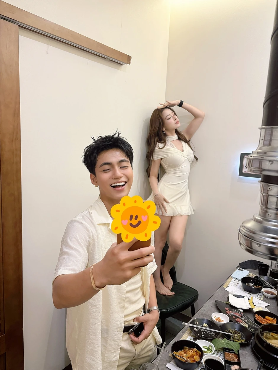 Sao Việt 18-8: Quỳnh Lương bị chỉ trích vì văng tục trên livestream Sao Việt 18-8: Quỳnh Lương bị chỉ trích vì văng tục trên livestream