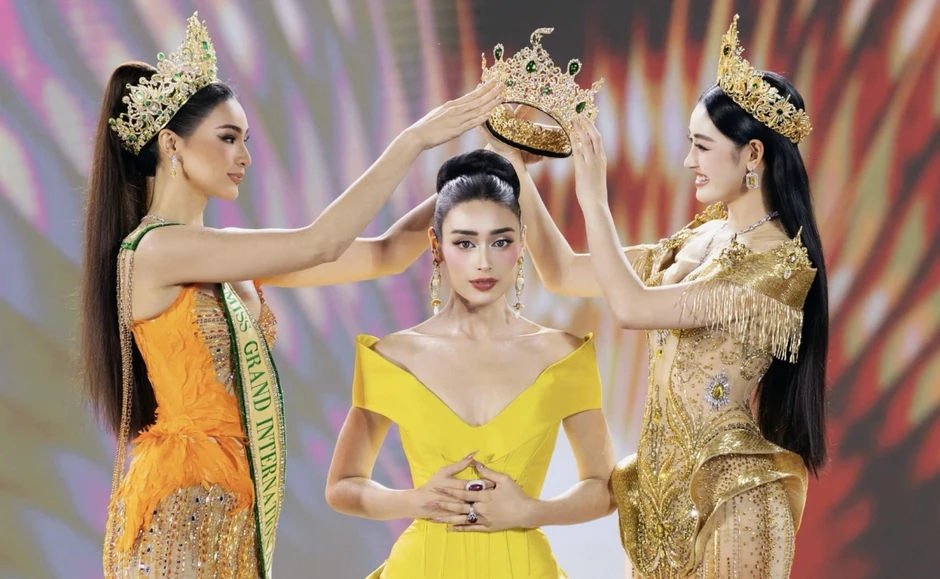Sao Việt 2-8: Chi Pu gợi cảm tại sự kiện quốc tế, chia sẻ tin vui nhận giải thưởng Sao Việt 2-8: Chi Pu gợi cảm tại sự kiện quốc tế, chia sẻ tin vui nhận giải thưởng