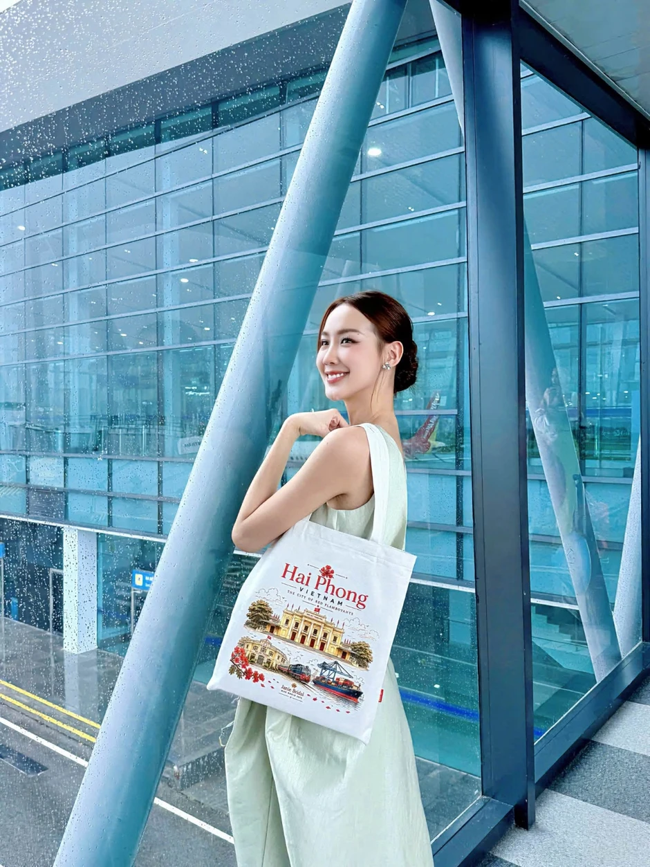 Sao Việt 20/8: Hồ Ngọc Hà đẹp “điểm 10”, loạt ảnh khiến dân tình mê mẩn