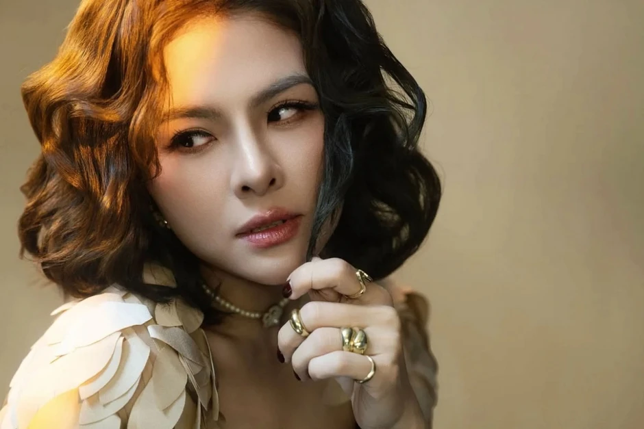 Sao Việt 22-8: Tiến Luật và Thu Trang lên tiếng vụ “nữ diễn viên bị chém”