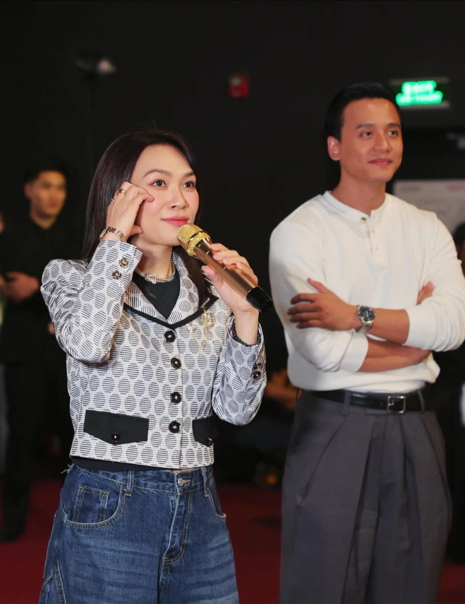 Sao Việt 27/3: Hòa Minzy lọt top 10 Gương mặt trẻ Việt Nam tiêu biểu 2025 Sao Việt 27/3: Hòa Minzy lọt top 10 Gương mặt trẻ Việt Nam tiêu biểu 2025
