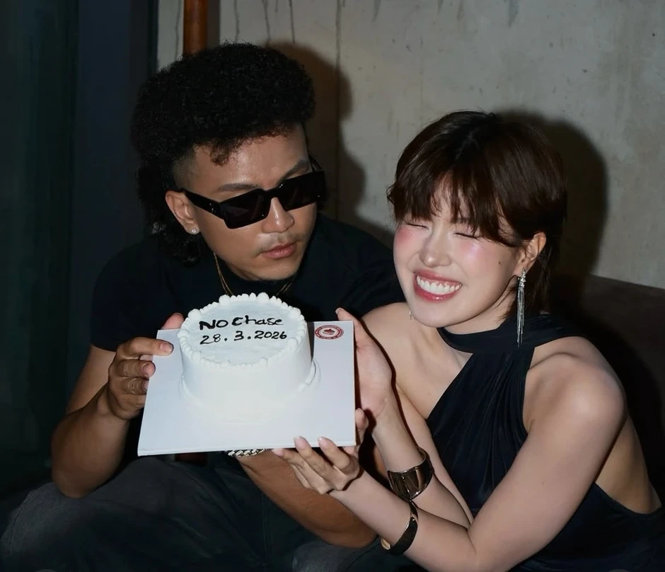 Sao Việt 29/3: Pháo đón sinh nhật bên Richie D.ICY, nghi vấn tình cảm thêm rộ Sao Việt 29/3: Pháo đón sinh nhật bên Richie D.ICY, nghi vấn tình cảm thêm rộ
