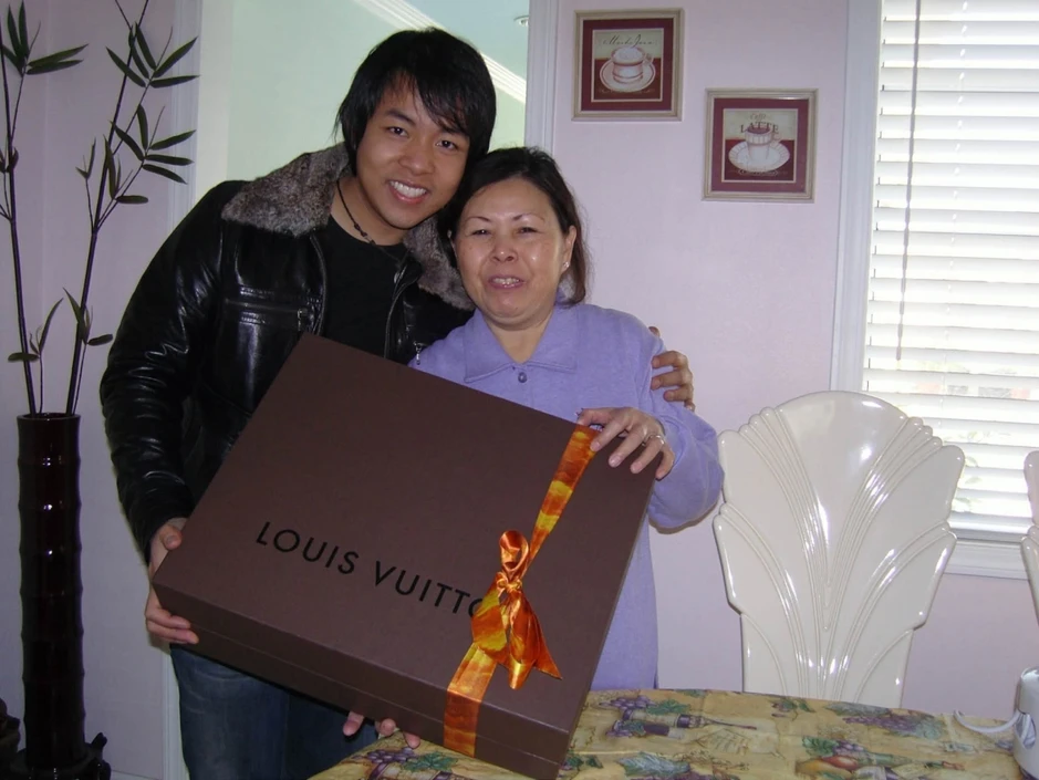 Sao Việt 3-8: Hai ái nữ nhà Quyền Linh cùng khoe sắc