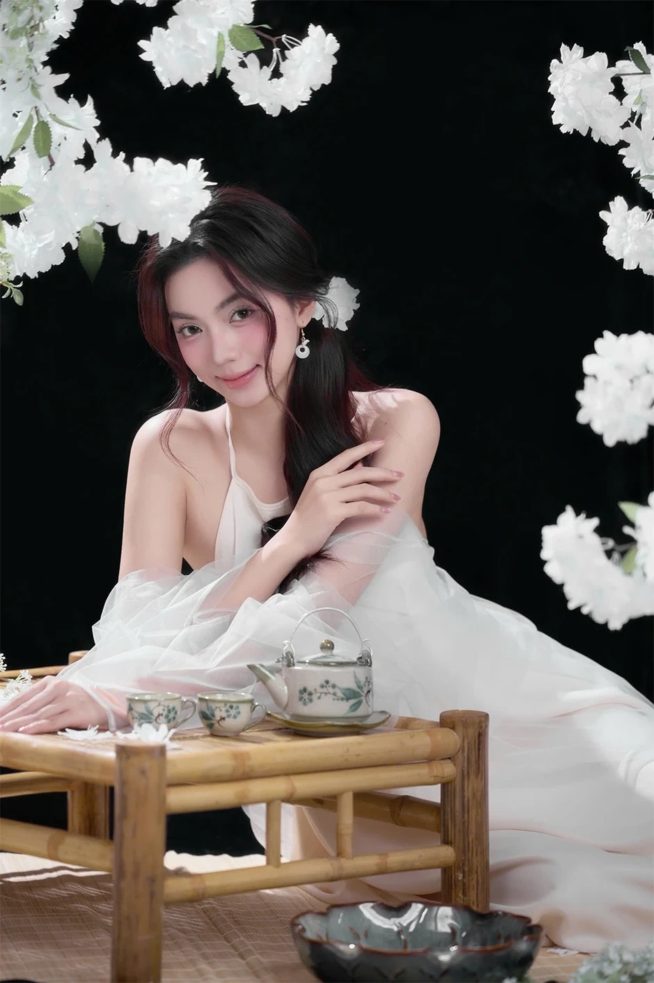 Sao Việt 9/3: Thủ môn Bùi Tiến Dũng cởi trần lộ body 6 múi “tắm tuyết” ở -6 độ C Sao Việt 9/3: Thủ môn Bùi Tiến Dũng cởi trần lộ body 6 múi “tắm tuyết” ở -6 độ C