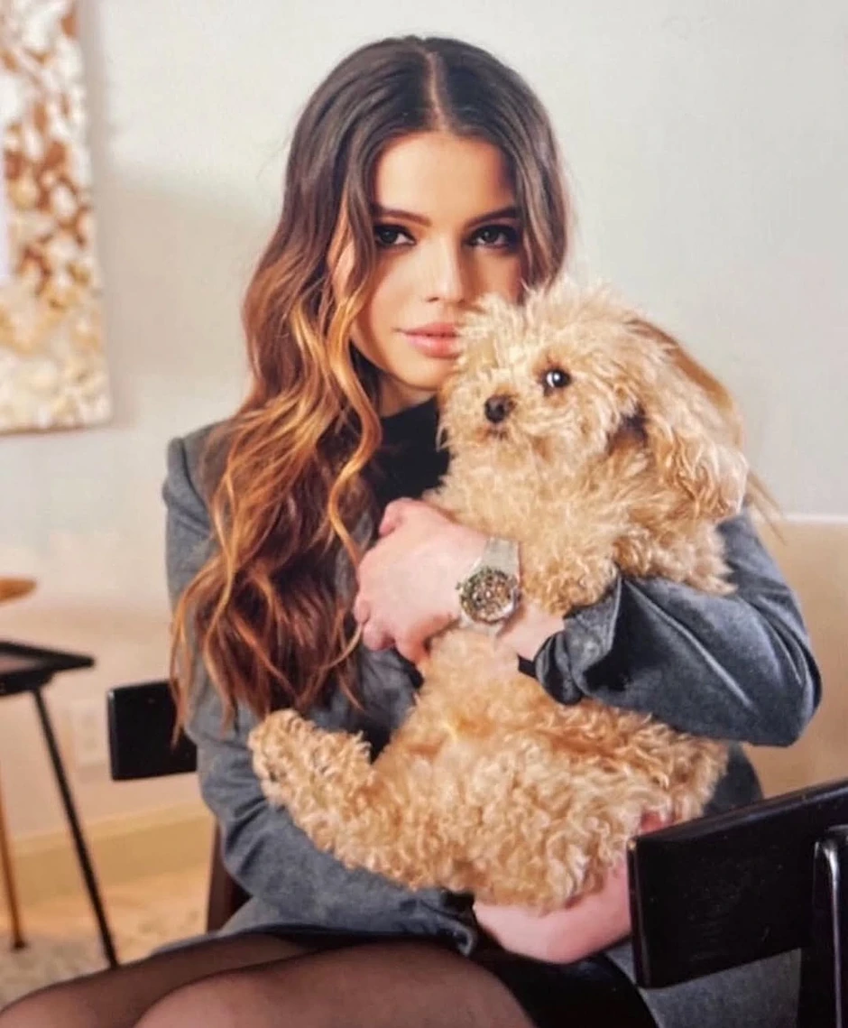 Selena Gomez và mẹ vướng cáo buộc 'lừa đảo đầu tư' Selena Gomez và mẹ vướng cáo buộc 'lừa đảo đầu tư'