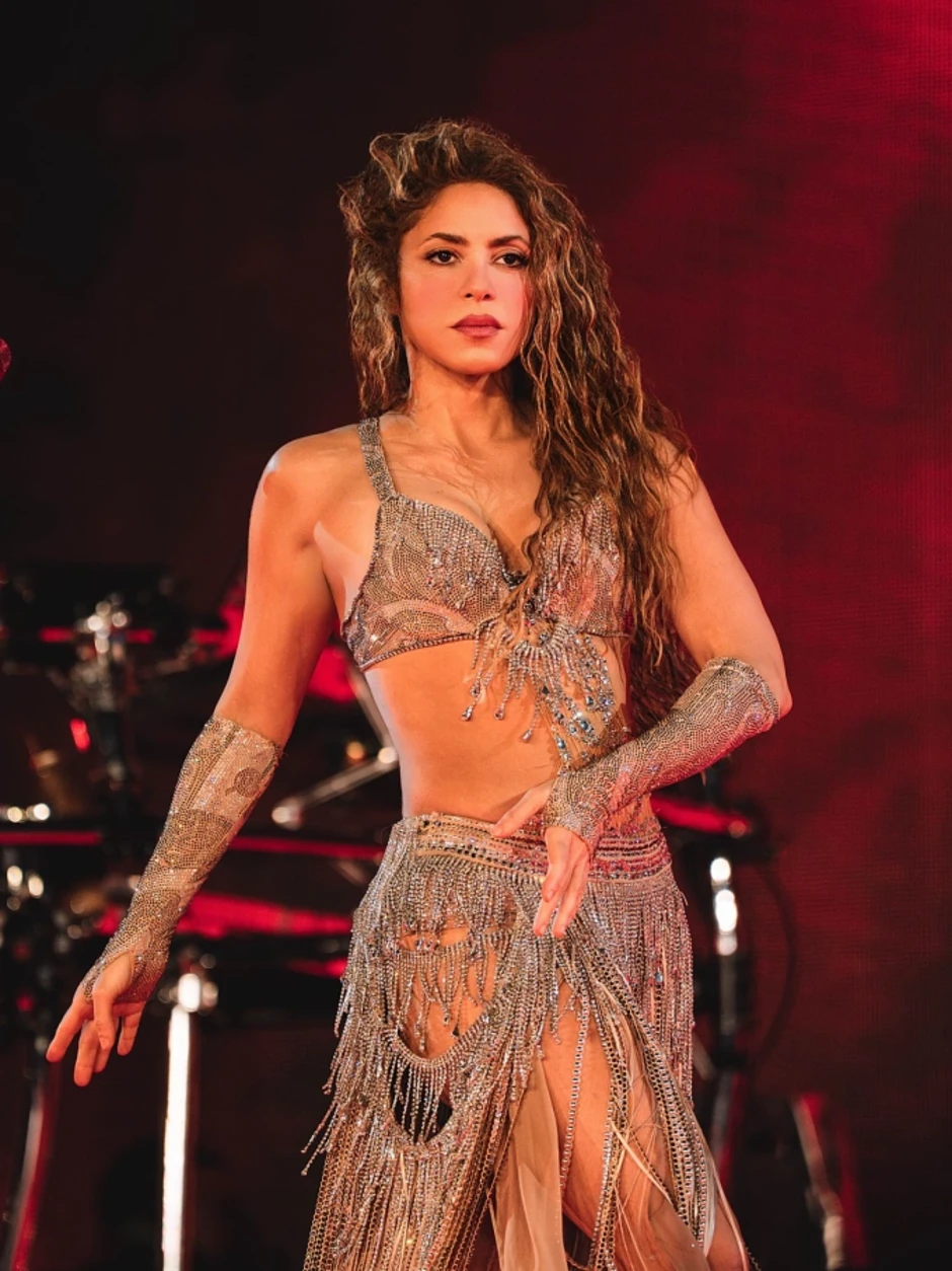 Shakira: 'Đời tôi không còn chỗ cho yêu đương' Shakira: 'Đời tôi không còn chỗ cho yêu đương'
