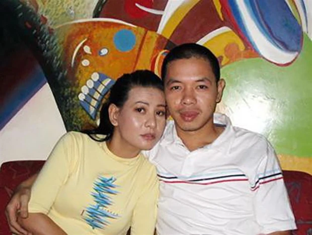 Showbiz Việt có cặp đôi cưới 7 ngày đã ra toà ký đơn ly hôn Showbiz Việt có cặp đôi cưới 7 ngày đã ra toà ký đơn ly hôn