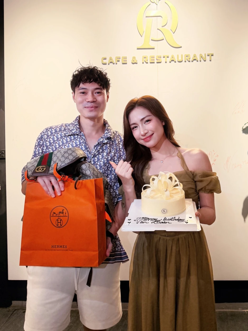 Số nợ của Hoà Minzy