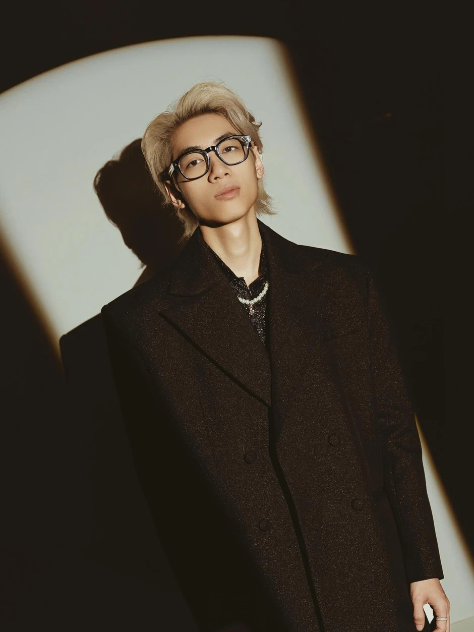 Sơn Tùng M-TP chưa comeback mà 1 sao nam đã phải nhận "gạch đá" Sơn Tùng M-TP chưa comeback mà 1 sao nam đã phải nhận "gạch đá"
