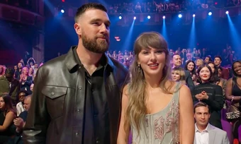 Taylor Swift lần đầu sánh đôi vị hôn phu tại lễ trao giải âm nhạc