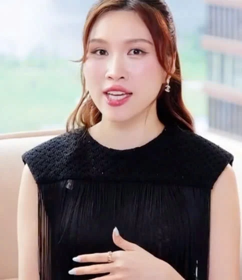 Thanh Thanh Huyền suýt bị bắt cóc ở nước ngoài, nghe tình tiết ai cũng rùng mình Thanh Thanh Huyền suýt bị bắt cóc ở nước ngoài, nghe tình tiết ai cũng rùng mình