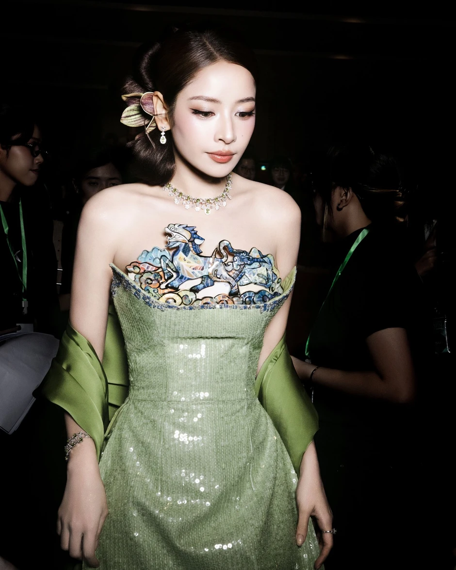 Threads "hỗn chiến" vì Chi Pu Threads "hỗn chiến" vì Chi Pu