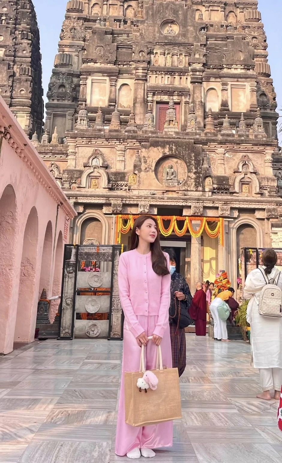 Thuỷ Tiên: "Nửa đời còn lại, tôi chỉ muốn buông bỏ" Thuỷ Tiên: "Nửa đời còn lại, tôi chỉ muốn buông bỏ"
