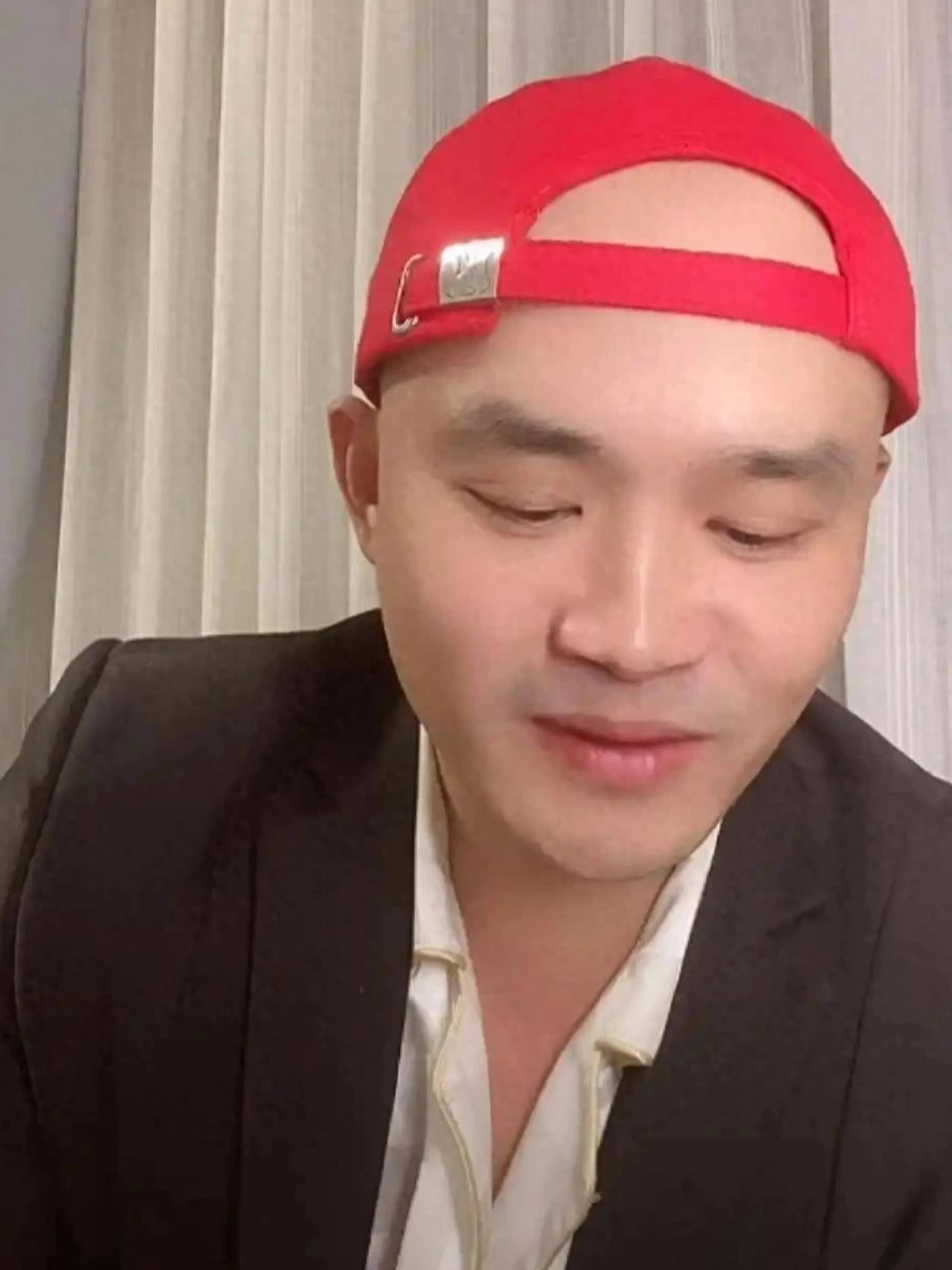 Tình cũ kém 38 tuổi của Lưu Hiểu Khánh tiếp tục lên tiếng tố nữ diễn viên Tình cũ kém 38 tuổi của Lưu Hiểu Khánh tiếp tục lên tiếng tố nữ diễn viên