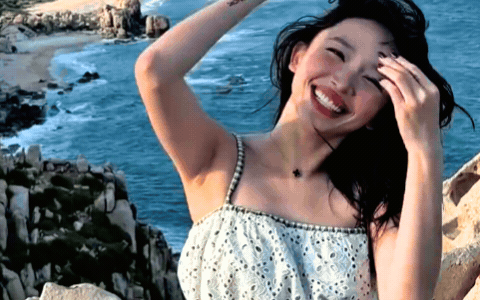 Tóc Tiên sau ly hôn Touliver: "Bây giờ tôi mới là chính mình" Tóc Tiên sau ly hôn Touliver: "Bây giờ tôi mới là chính mình"