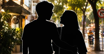 Vbiz xuất hiện cặp đôi nghi "phim giả tình thật": Gọi vợ xưng chồng nhưng không ai đồn, lộ clip tình tứ thì mới vỡ lẽ