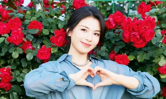 Vẻ thanh tao của 'A Châu' Lưu Đào