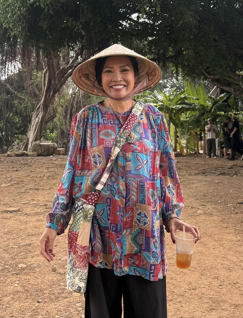 Việt Hoa ăn hỏi đậm chất Bắc Bộ, em trai Hòa Minzy xin lùi thời hạn lấy vợ Việt Hoa ăn hỏi đậm chất Bắc Bộ, em trai Hòa Minzy xin lùi thời hạn lấy vợ