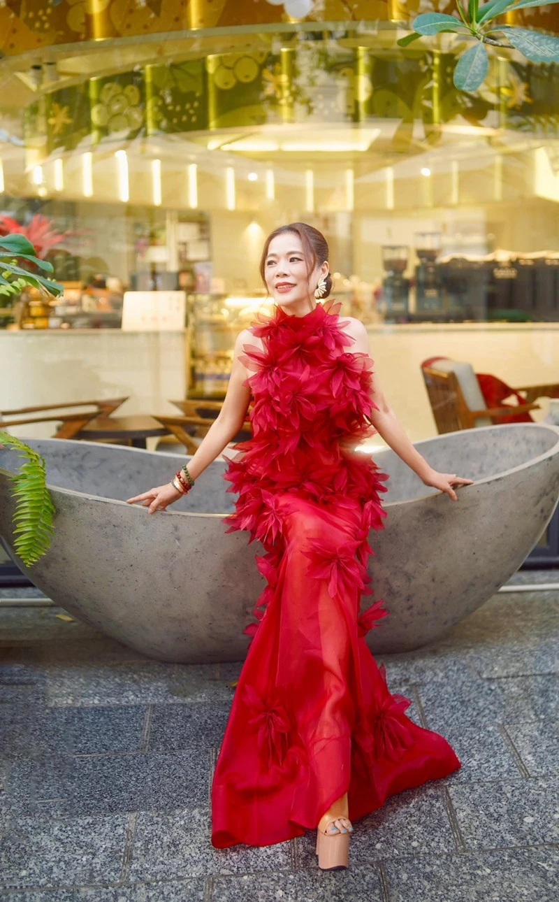 Việt Hoa ăn hỏi đậm chất Bắc Bộ, em trai Hòa Minzy xin lùi thời hạn lấy vợ Việt Hoa ăn hỏi đậm chất Bắc Bộ, em trai Hòa Minzy xin lùi thời hạn lấy vợ