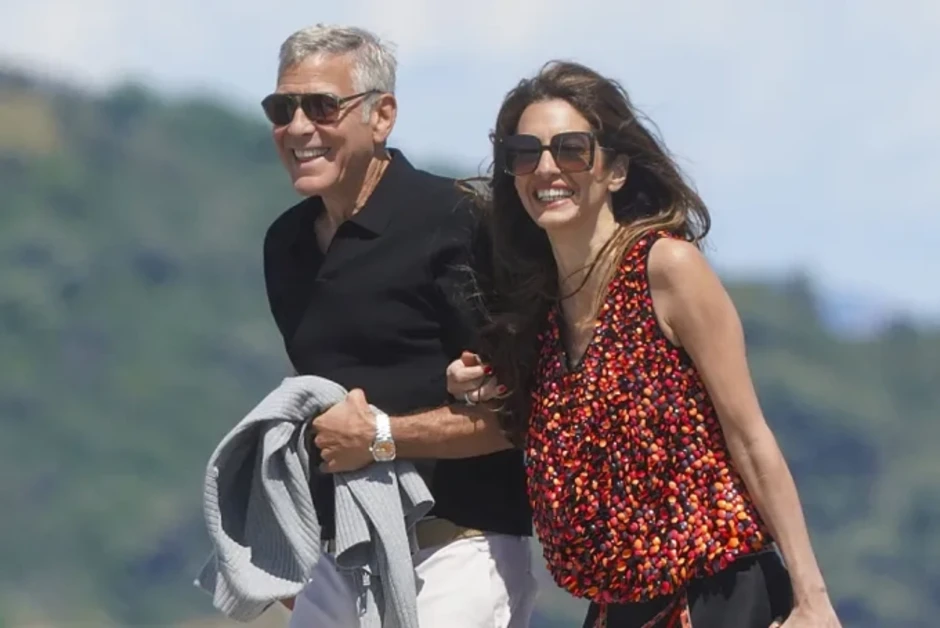 Vợ chồng George Clooney dự sự kiện của vua Charles III Vợ chồng George Clooney dự sự kiện của vua Charles III