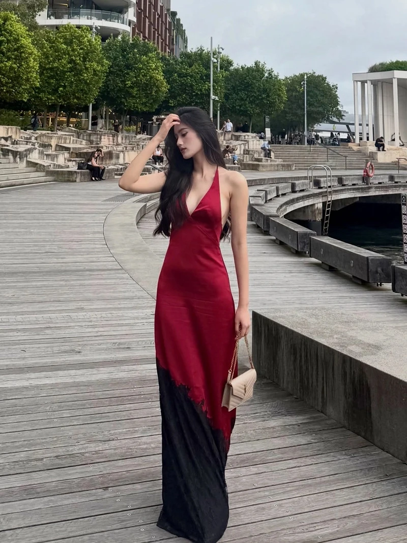 Vợ chồng Mạnh Trường đi chùa với Huyền Lizzie, hoa hậu Ý Nhi quá sexy Vợ chồng Mạnh Trường đi chùa với Huyền Lizzie, hoa hậu Ý Nhi quá sexy
