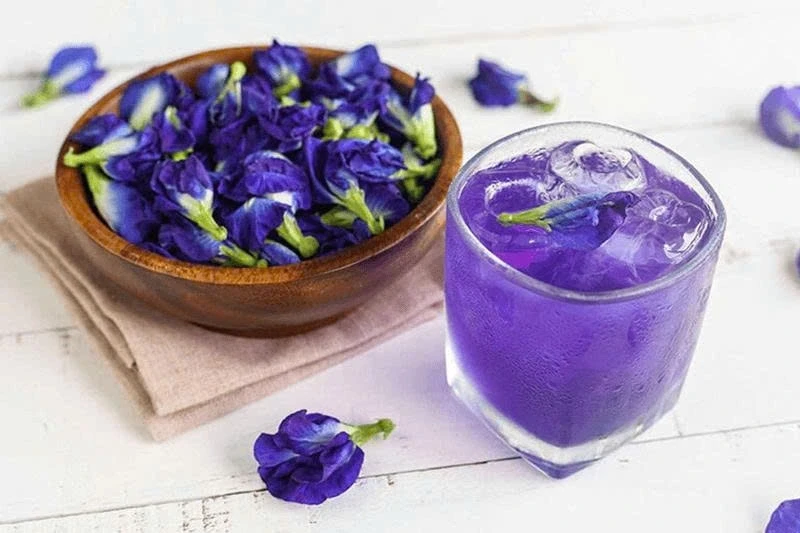 “Ăn hoa như ăn rau”: Trào lưu ẩm thực mới và những cảnh báo an toàn “Ăn hoa như ăn rau”: Trào lưu ẩm thực mới và những cảnh báo an toàn