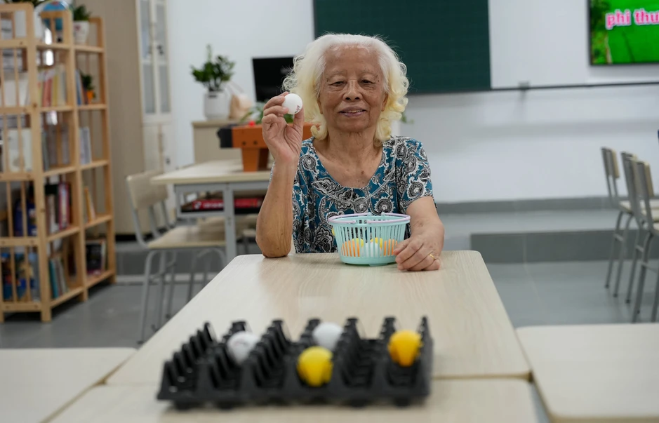 [Ảnh] Mô hình dưỡng lão bán trú: Sáng đưa, chiều đón